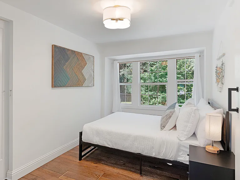 Laurel Glen Rd — Photo 26