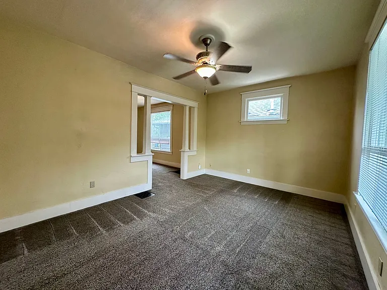 3811 NE 7th Ave — Photo 6