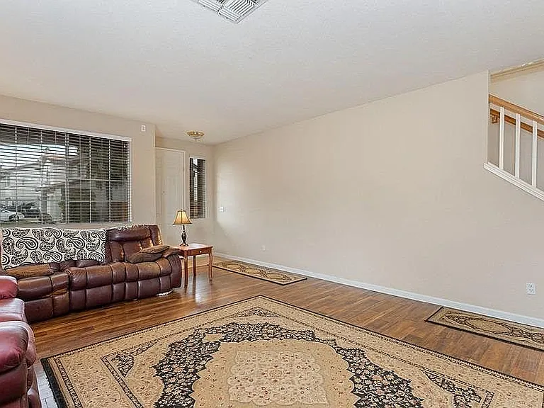 8717 Elfin Ct — Photo 9