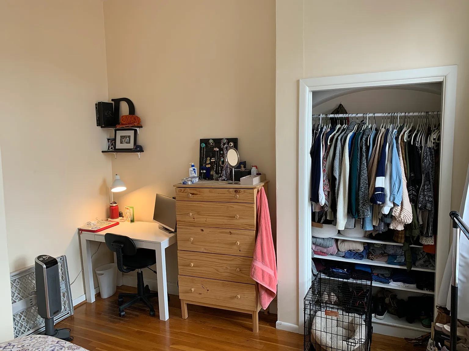 2 bed, 700 sqft, $4,000 — Photo 4