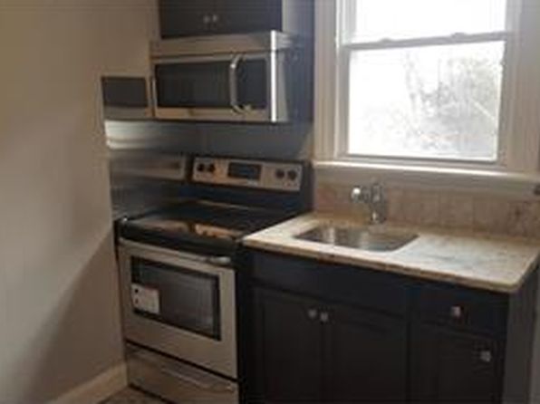 521 N Railroad St APT 4