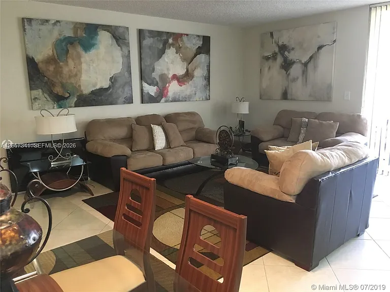 141 Crandon Blvd #347 — Photo 5