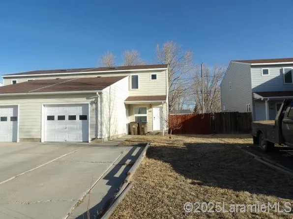 1039 Palmer Dr, Laramie, WY 82070