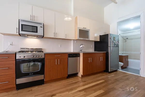 Rented by Brick&Mortar | media 10