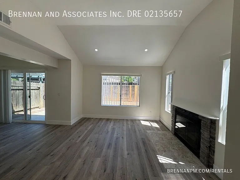 1130 Sumner Ave #J — Photo 8