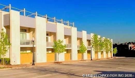 3rd image of 134 S Boulder Ave #134