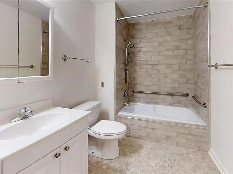 300 Johnson Ferry Rd NE #A112 — Photo 27