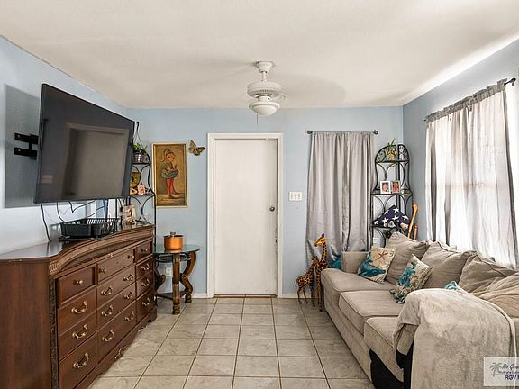 3rd image of 5441 Amatista Dr