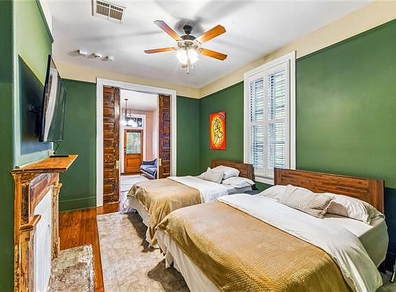 5th image of 1219 Annunciation St