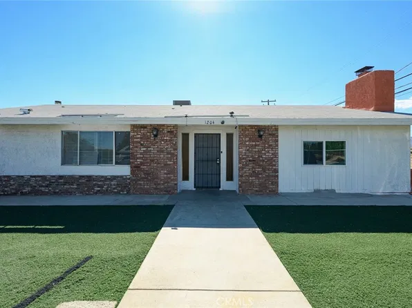 1204 E Avenue Q4, Palmdale, CA 93550