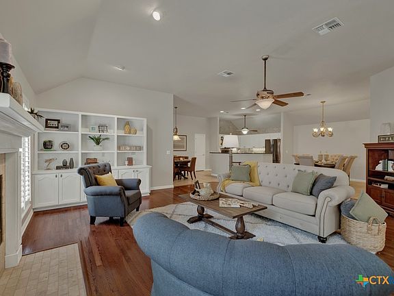 3rd image of 2262 Kensington Way