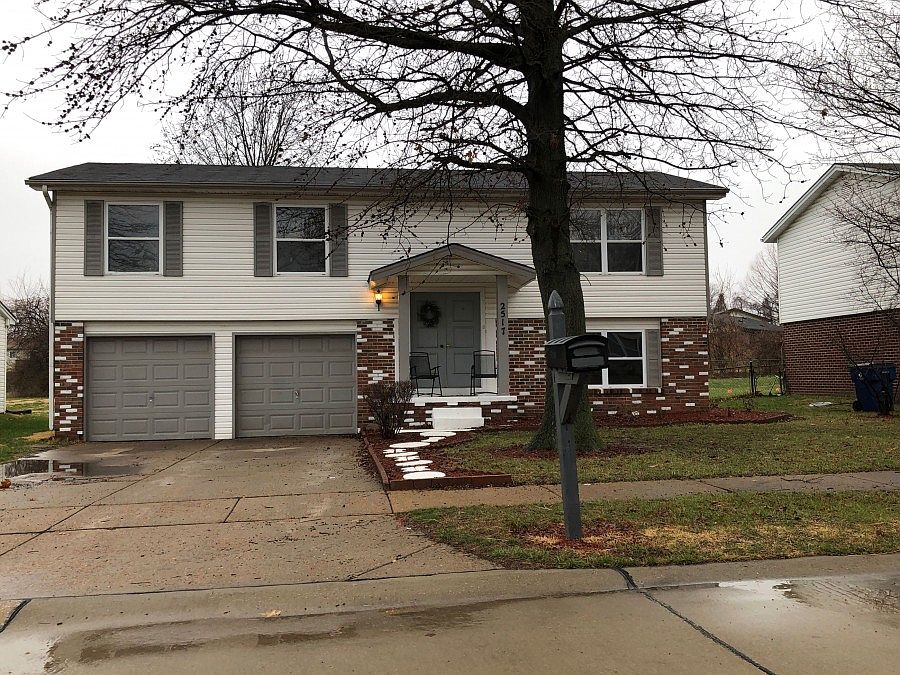 1st image of 2517 Littlefield Dr