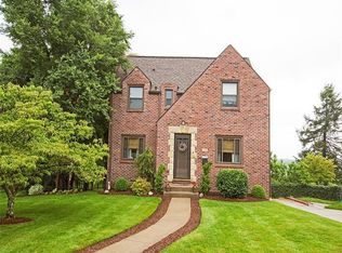 726 Greenlee Rd, Pittsburgh, PA 15227