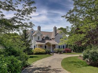 35 Surf Dr, Bristol, RI 02809