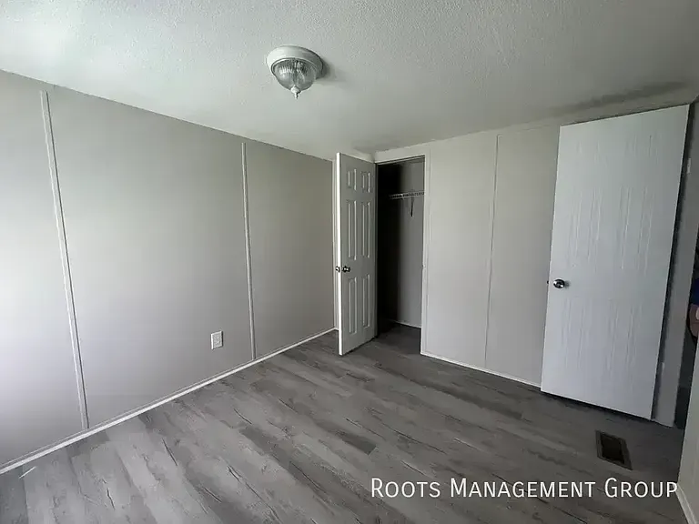5098 Thompson Dr #99 — Photo 5