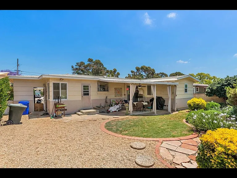 4658 Terry Ln — Photo 12