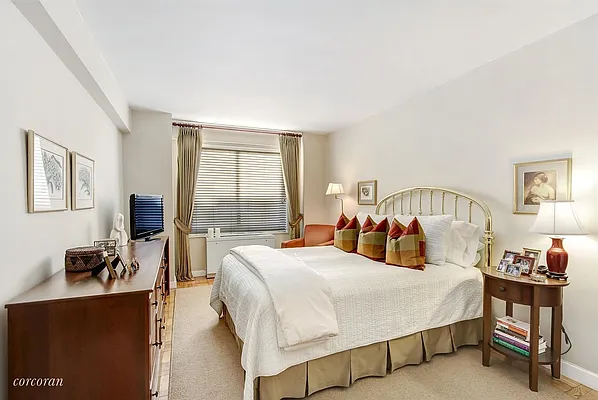 Sold by Corcoran | media 4