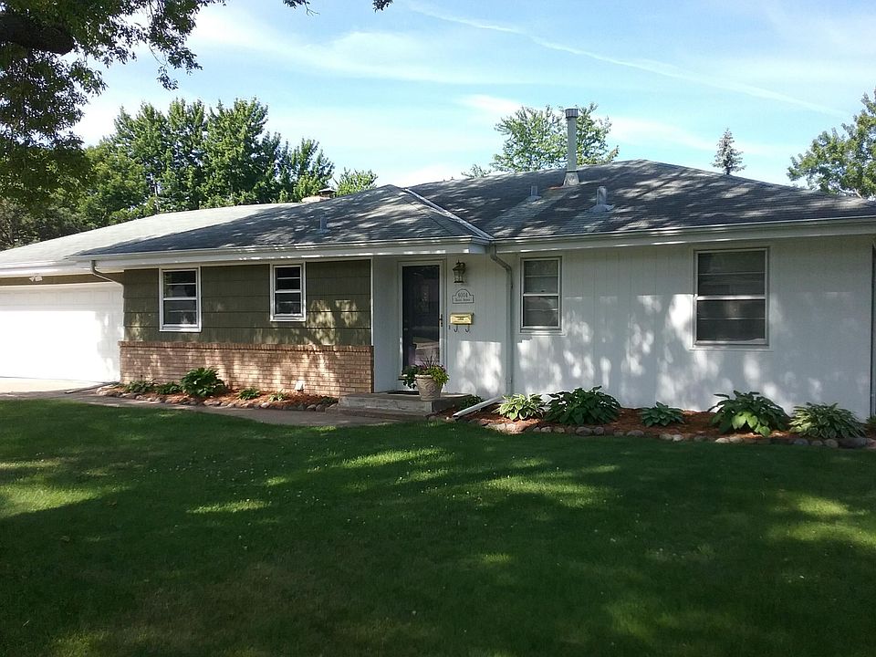 1st image of 6004 Beard Ave S