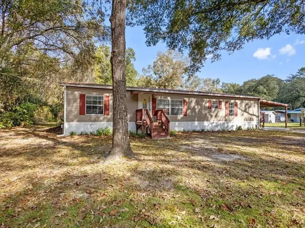 7111 NW 165th St, Trenton, FL 32693