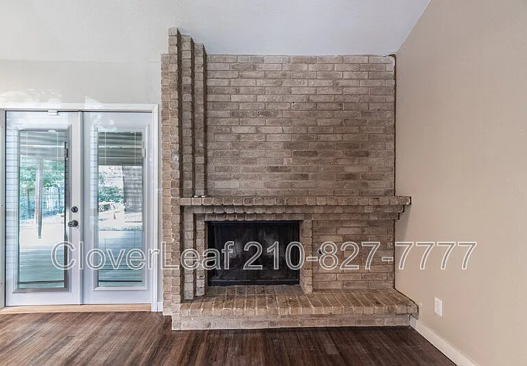 1031 Ericson St — Photo 14