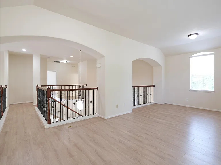 12802 Flat Creek Dr — Photo 18