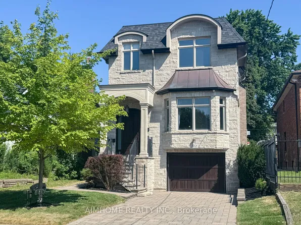 212 Hollywood Ave, Toronto, ON M2N 3K6