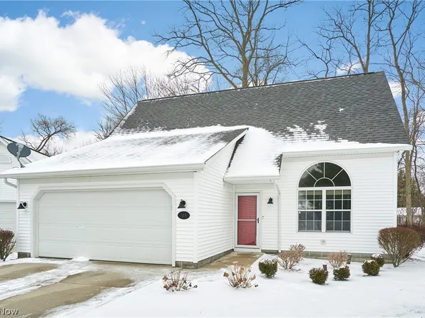 123 Woodbine Oval, Madison, OH 44057