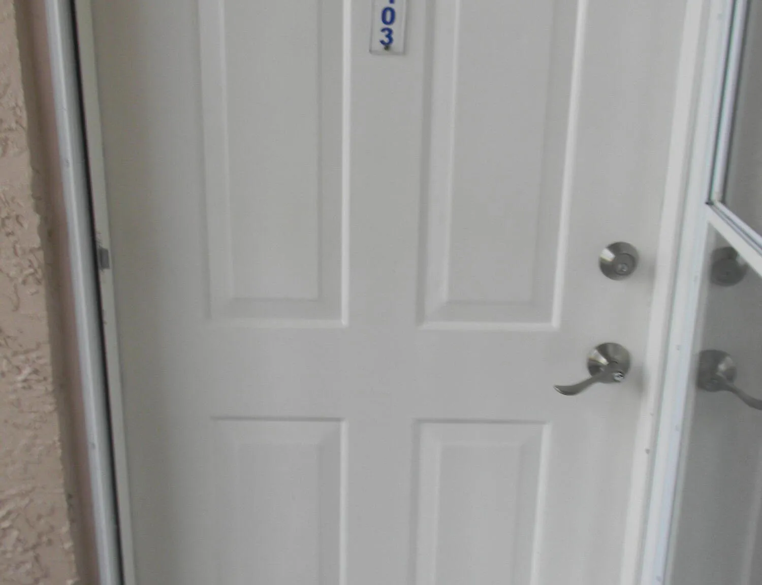 2 bed, 2.0 bath, 738 sqft, $1,700 — Photo 2