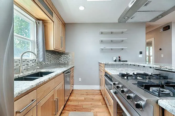 901 W Mary St #B — Photo 8