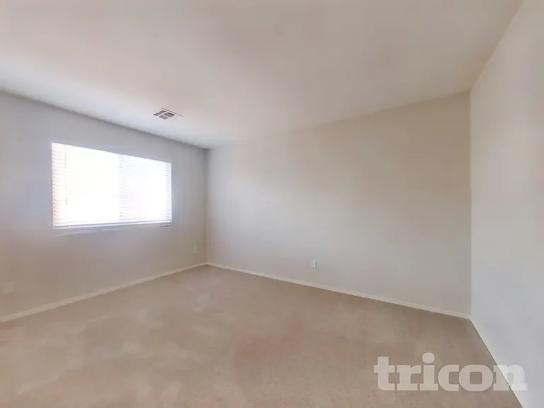 43714 W Cale Dr — Photo 15