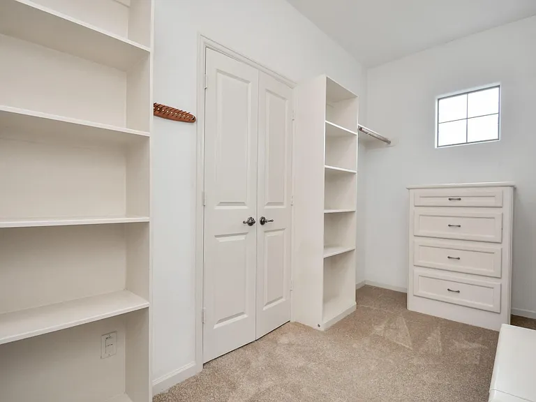 5815 Lacy St — Photo 9