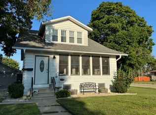 703 N 3rd St, Rochelle, IL 61068