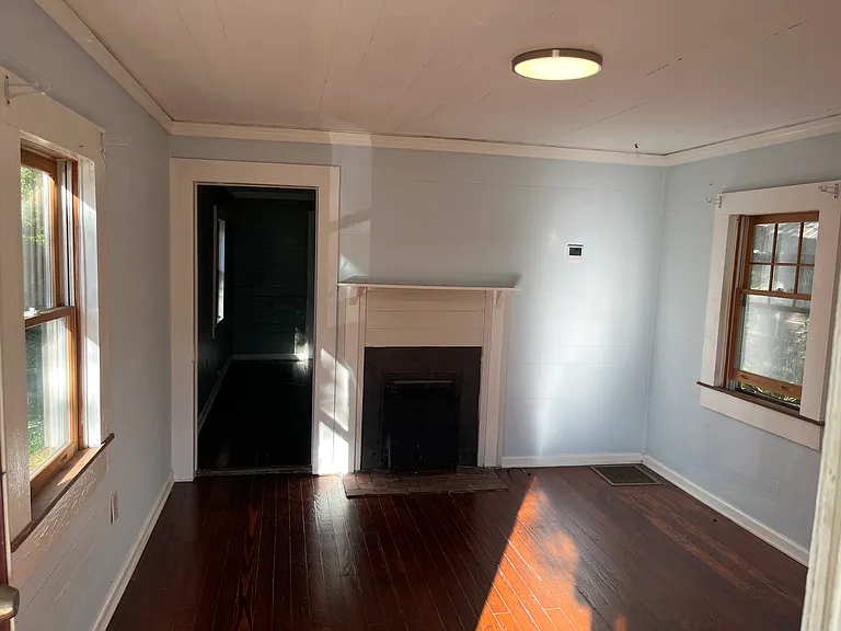 441 S Rocksprings St — Photo 4