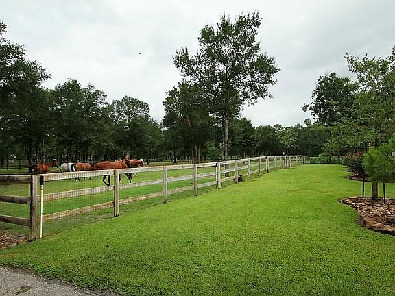 3rd image of 30820 Collier Smith Rd