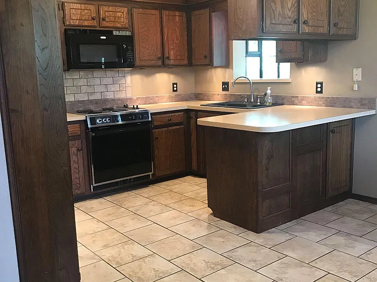 733 N Ludy Way — Photo 3