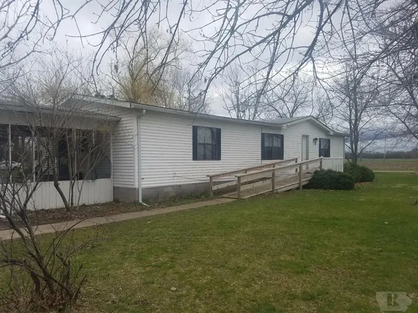 145 N Winchester St, Nauvoo, IL 62354