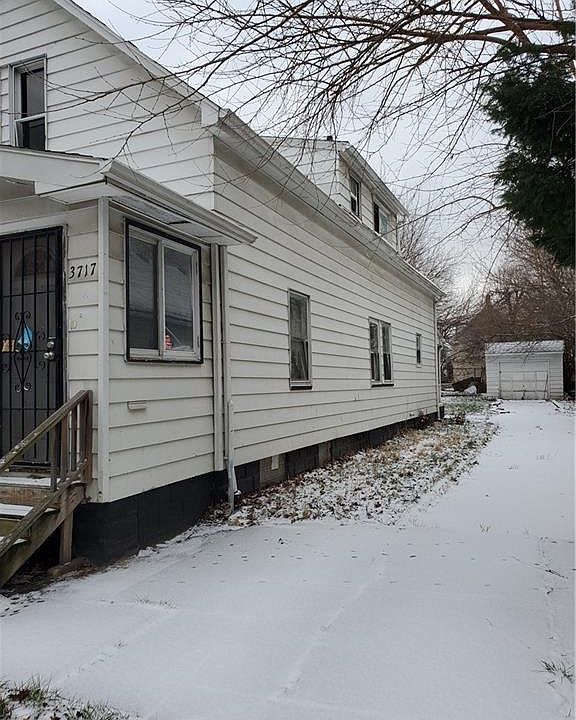 2nd image of 3717 E 55th St