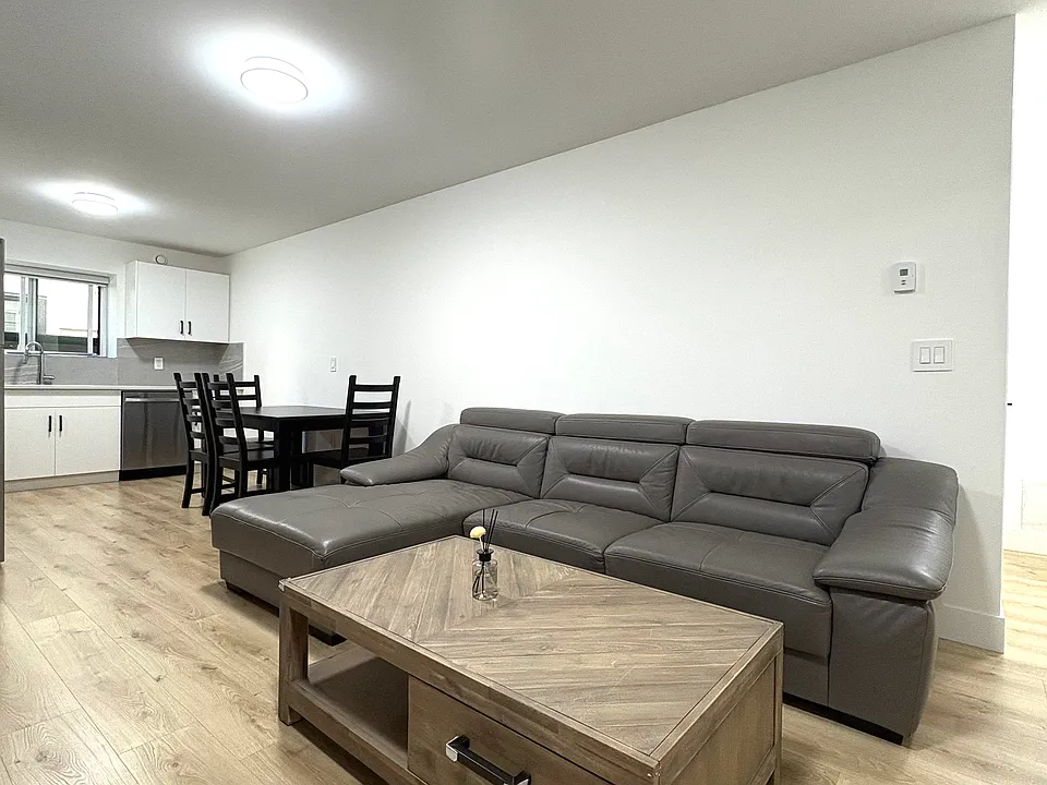 16759 18b Ave #101