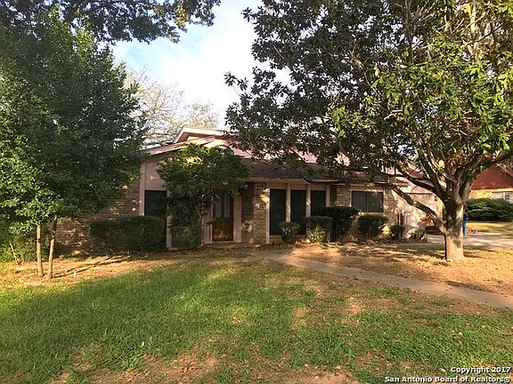 3rd image of 418 Chaparral Dr
