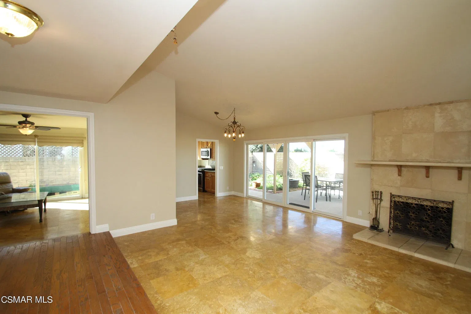 3 bed, 1559 sqft, $4,000 — Photo 4
