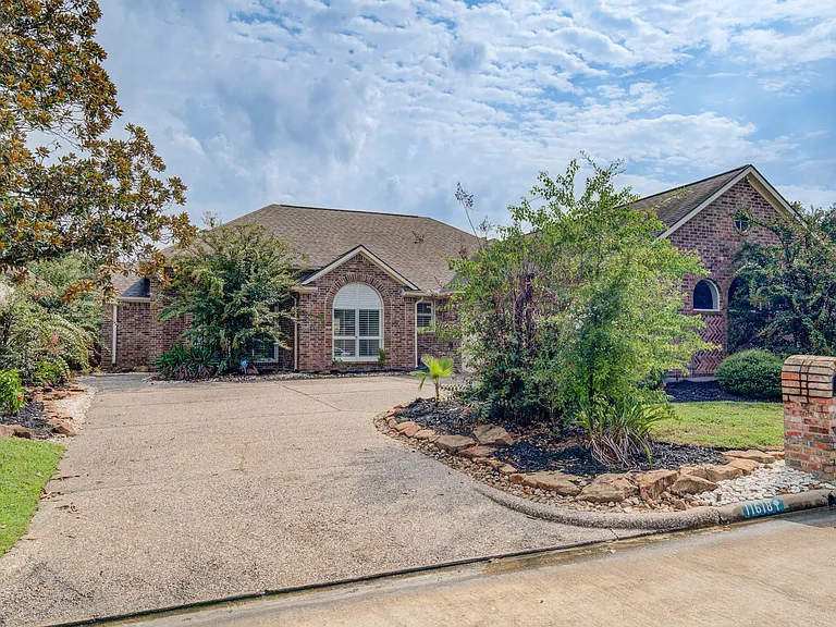 11618 Snowmass Dr — Photo 2