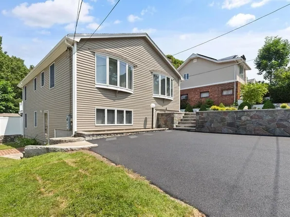 51 Manson St, Lynn, MA 01902