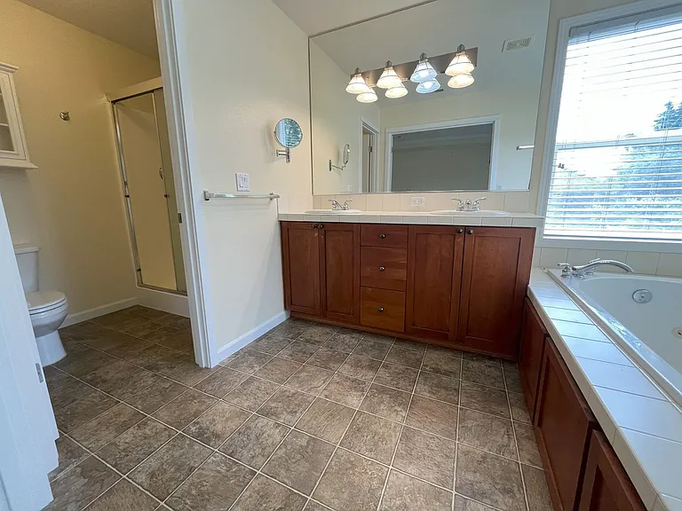 3615 NW Lansbrook Ter — Photo 22