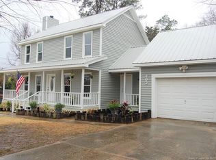 402 Halifax Dr, Fayetteville, NC 28303