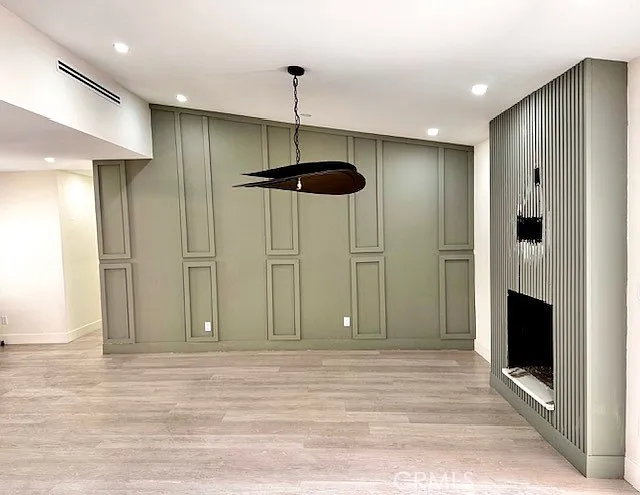 3 bed, 1452 sqft, $3,900 — Photo 4