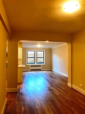 Rented by Prime Realty | media 17