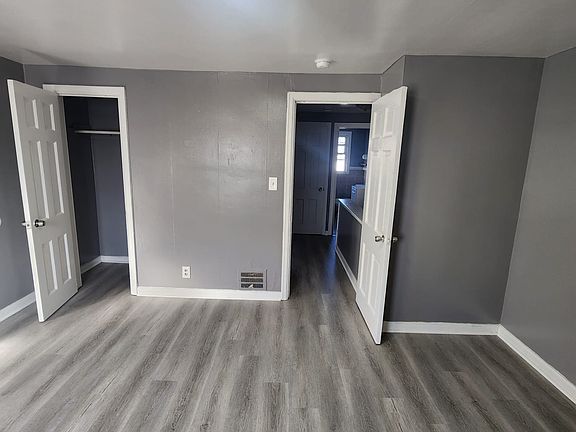 2nd image of 372 Millicent Ave