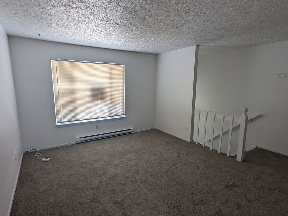 1st image of 719 Peachtree Pl #10934593