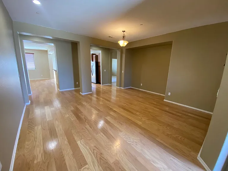 2274 Hay Market St — Photo 8