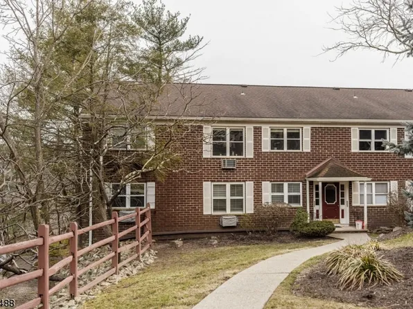 100 Pierson Miller Dr #F31, Pompton Lakes Boro, NJ 07442